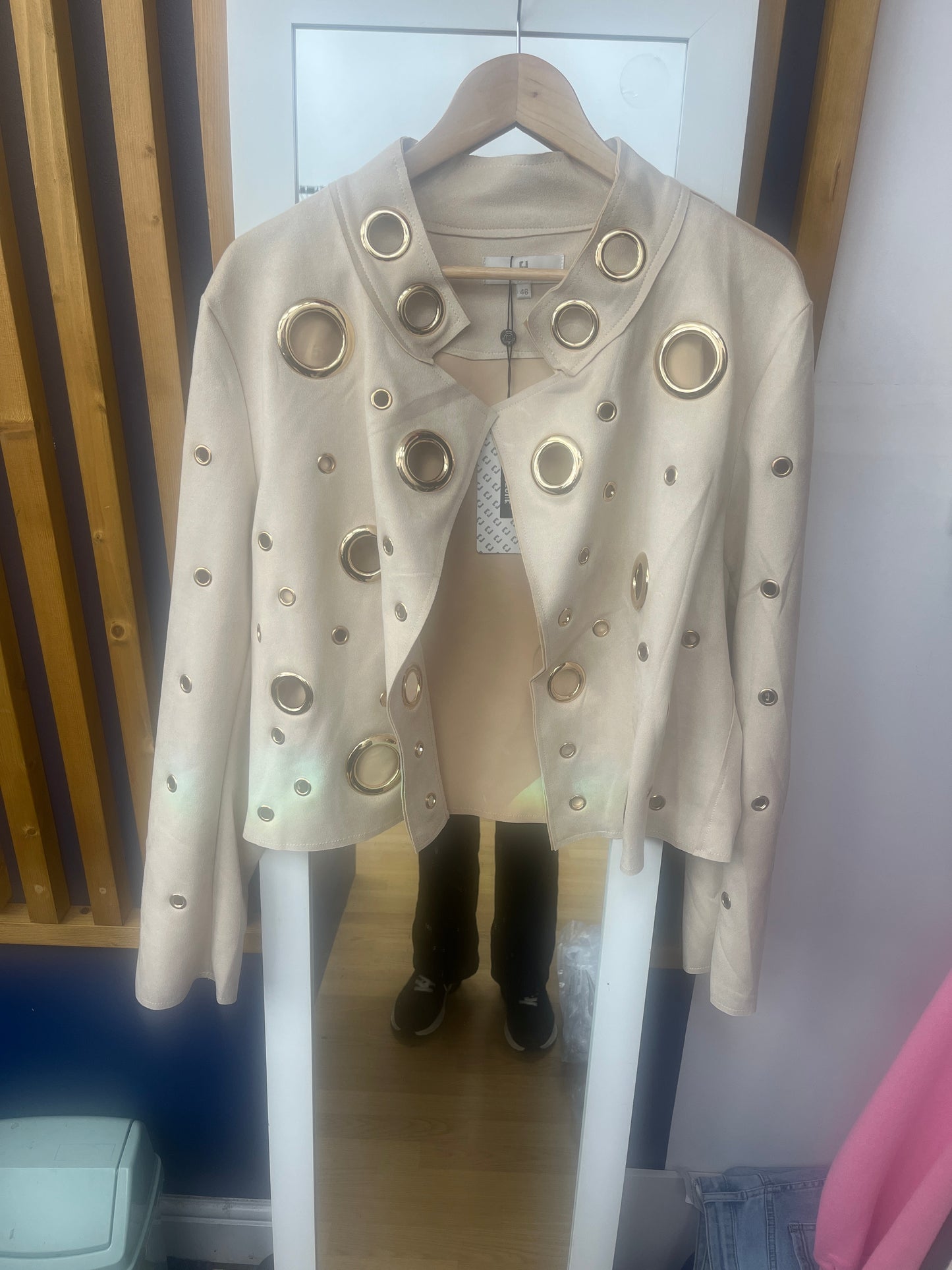 Beige & Gold disk jacket