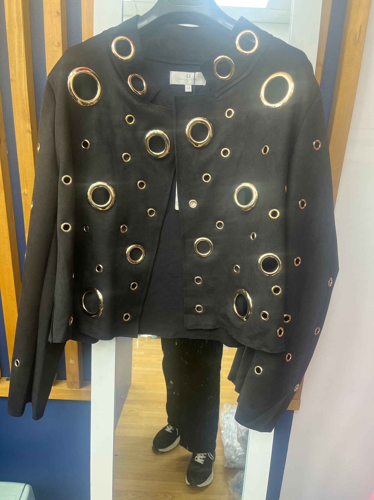 Black & Gold disk jacket